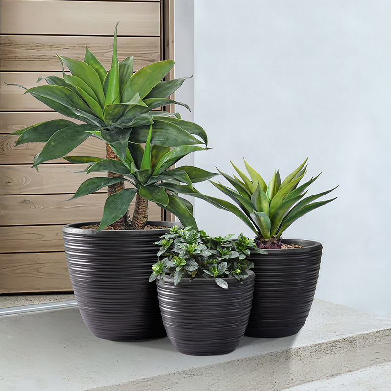 Textured concrete planters